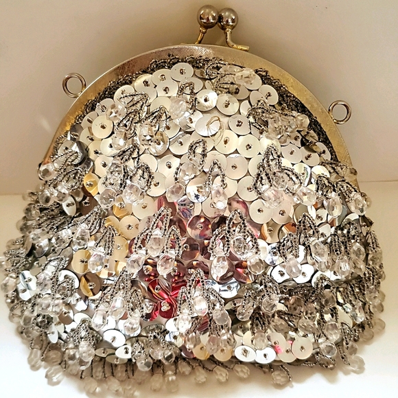 Handbags - Mini Vintage Clutch